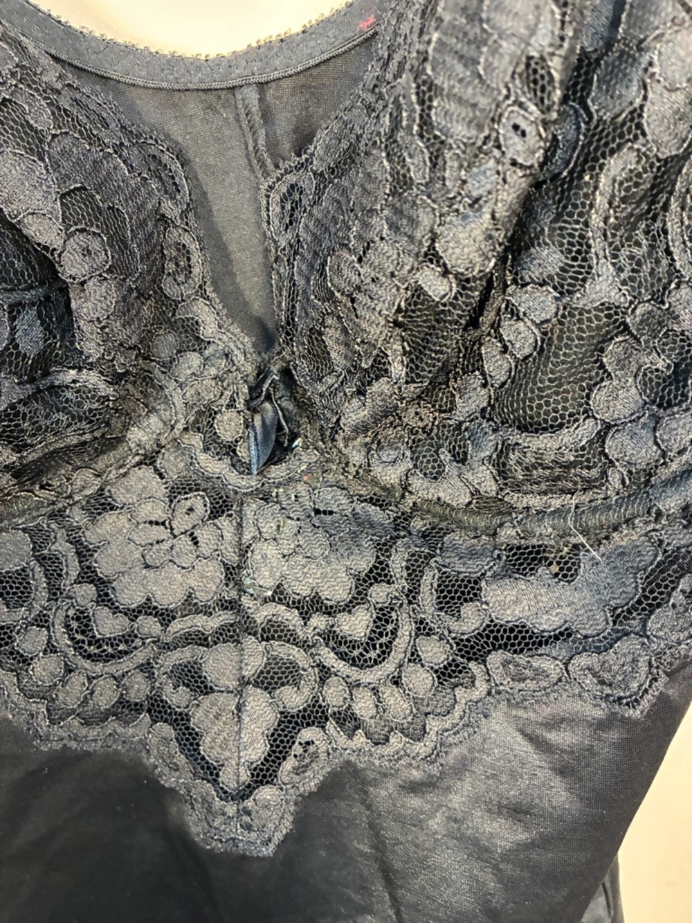 VTG 90s Victoria Secret Satin Lace Shaping Slip - Picture 9 of 11